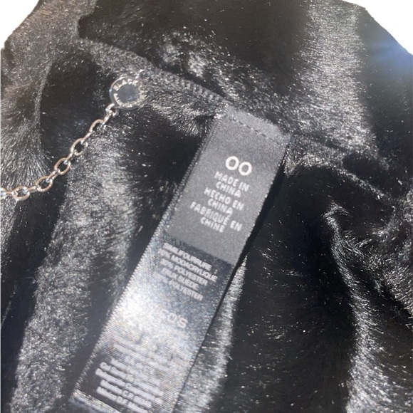 Black Label By Chico's Reversible Faux Fur Vest Womens 00 XS Open Front - Picture 7 of 11